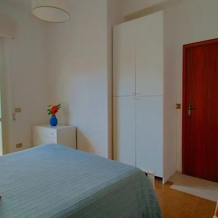 Апартаменты Quadrilocale 50 Mt Dal Mare Taunus Vacanze Cod 498 *