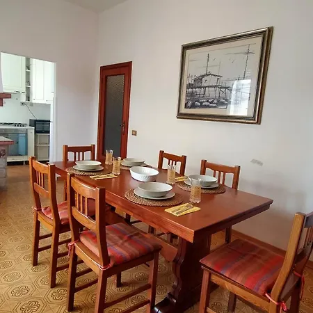 Lejlighed Quadrilocale 50 Mt Dal Mare Taunus Vacanze Cod 498