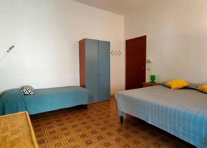 Quadrilocale 50 Mt Dal Mare Taunus Vacanze Cod 498 Lejlighed Marcelli